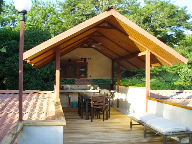 Harry's El Escondite