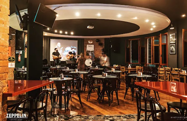 Zeppelin Rock Bar