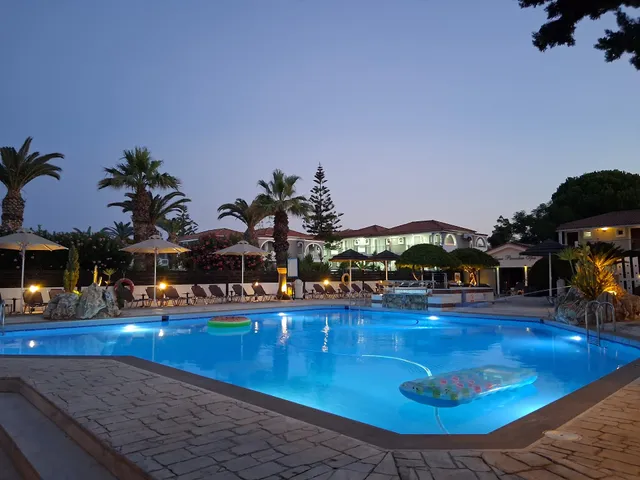 Louros Beach Hotel & Spa