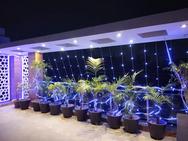 Silk Inn Luxury At No Cost