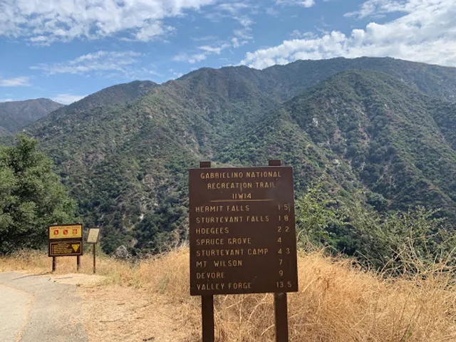 Gabrielino Trail Eastern Trailhead
