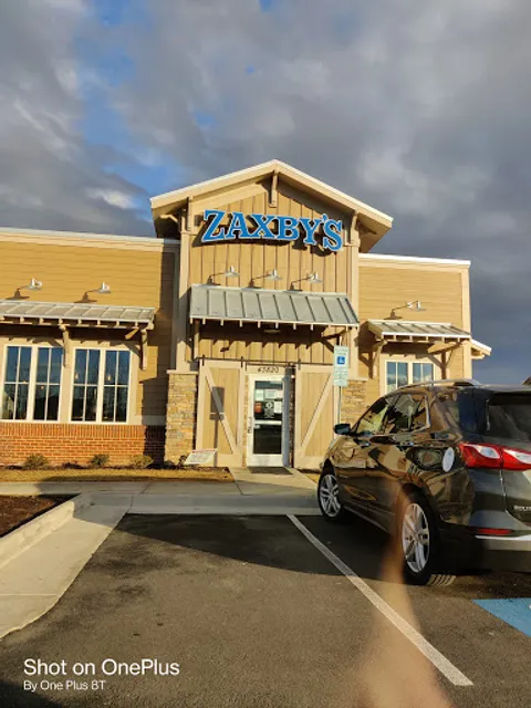 Zaxbys Chicken Fingers & Buffalo Wings