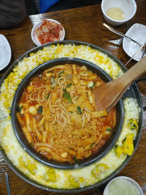 유가네닭갈비