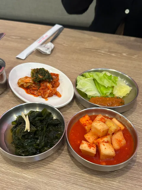 Woomioak 우미옥 - Hawaiian Gardens