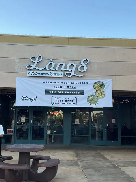 Làng 8 Vietnamese Bistro