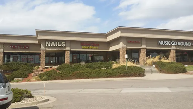 HoneyBee Asian Bistro & Sushi