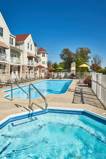 The Beach House At Lake Street