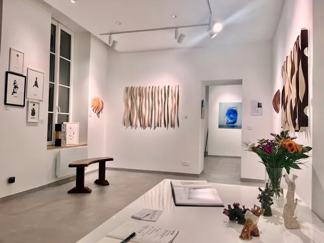 Delamour Gallery
