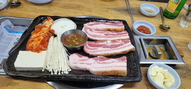 제주통돼지촌