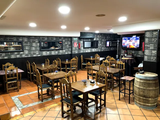 Del Estal café lunch