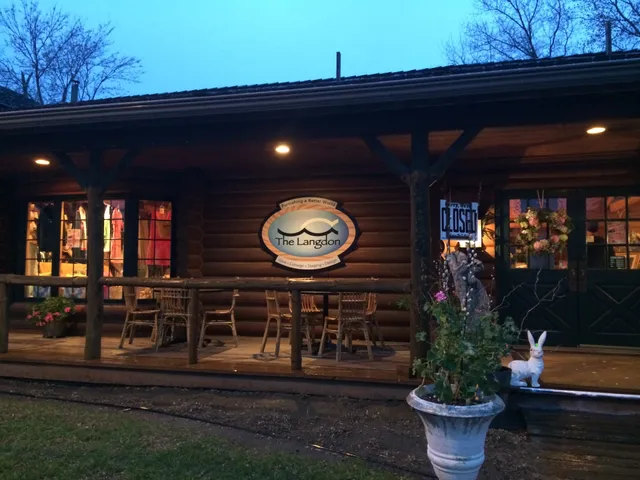 The Langdon, Inc Charitable Consignment Shop