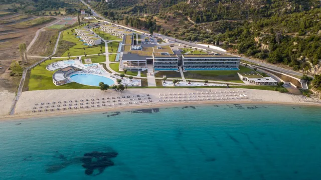 Ammoa Luxury Hotel & Spa Resort