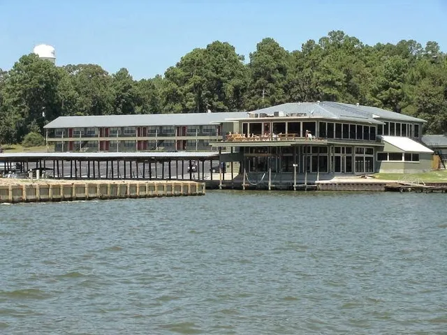 WATERFRONT LODGE AND MARINA
