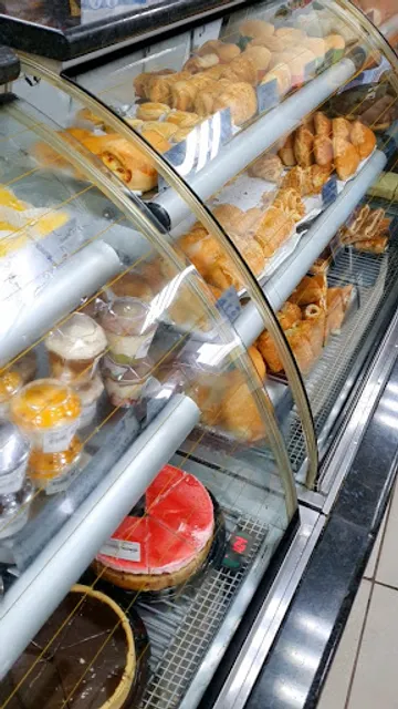 Pelanda Confeitaria e Padaria