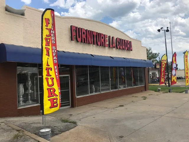 Furniture La Cuadra