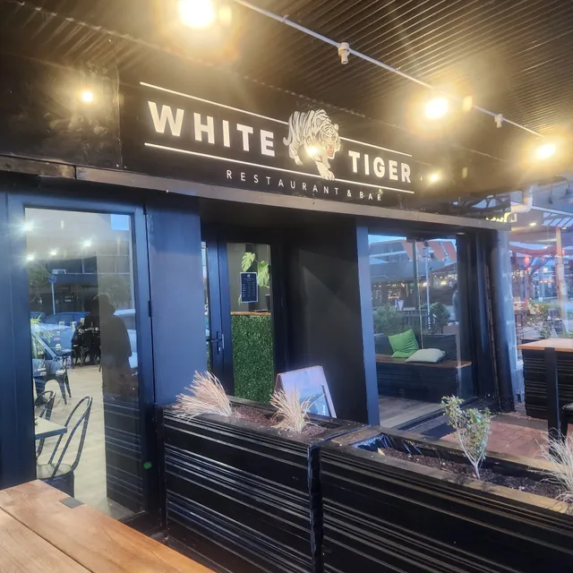 White Tiger Restaurant & Bar
