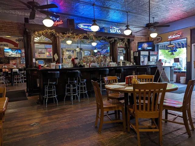 Teluwut Grille House & Pub