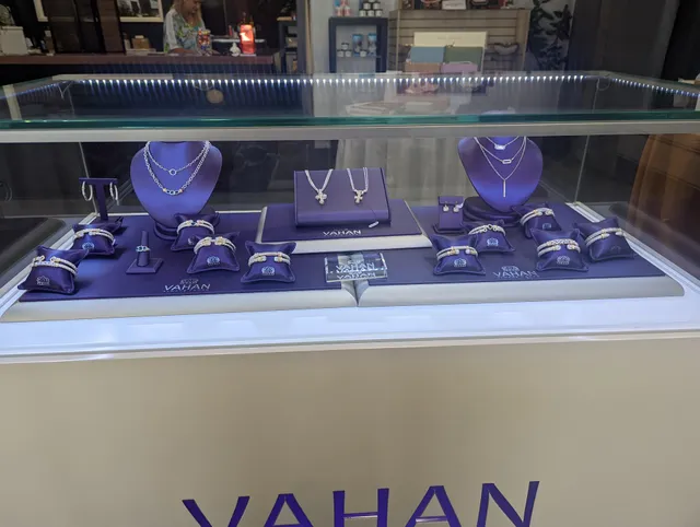 Henry & Moore Fine Jewelry