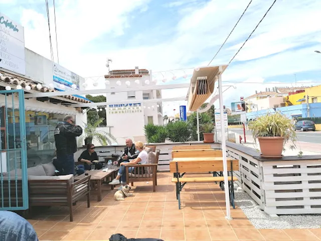 Lecker German bakery/cafe