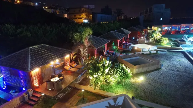 Four Seasons Halat Hotel & Beach Resort