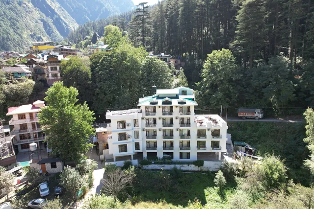 Panchali Holiday Home