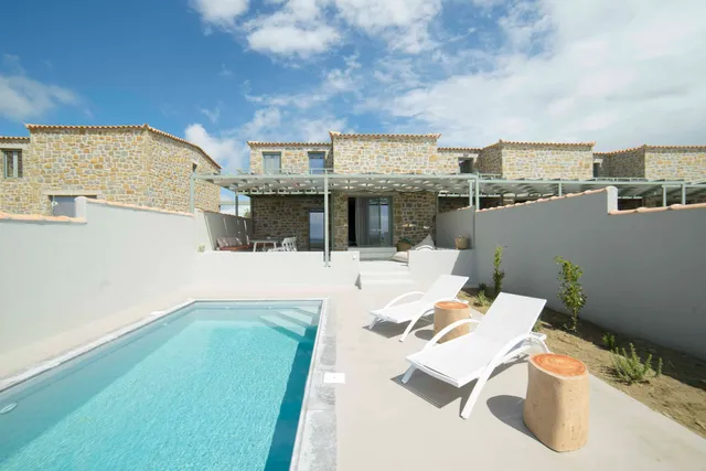 AFENTIKO PIGADI - LUXURY RESIDENSES