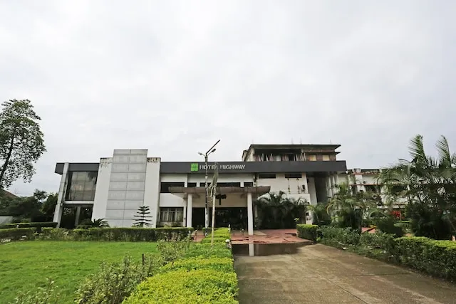 Capital O 45308 Hotel Highway