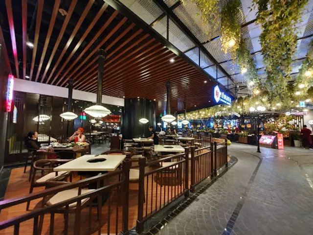 Manwah Lotte Đào Tấn