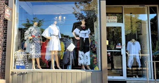 5 GRANDS BOUTIQUE, LLC