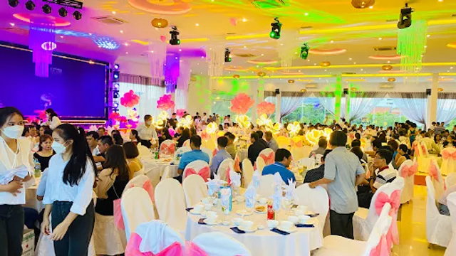 Nhà hàng Riverside Quy Nhơn