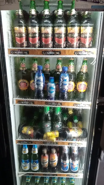 People's Choice Restaurant &Bar