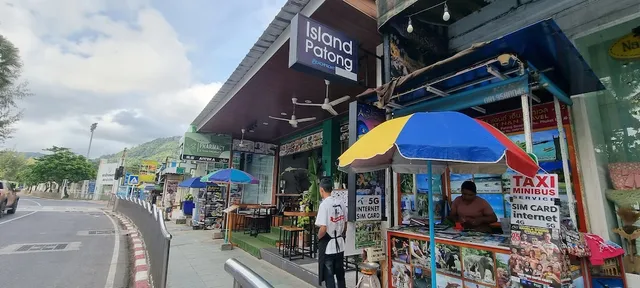 Island Patong Beachfront Hotel
