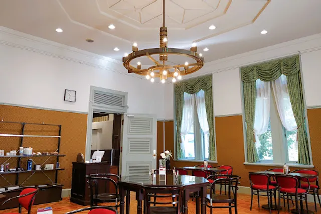 Cafe Octagonal Tower