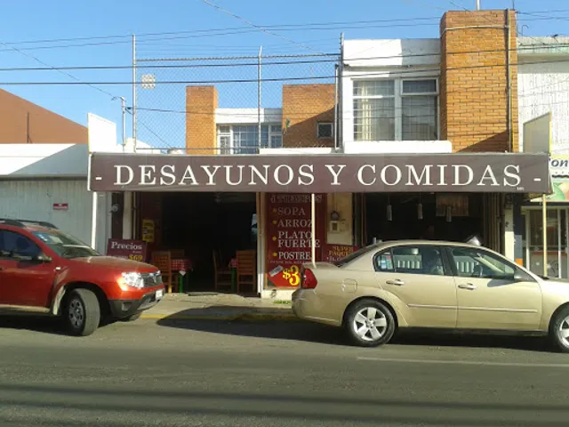 Desayunos y comidas