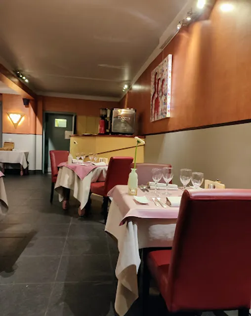 L'Orange Rose asian food