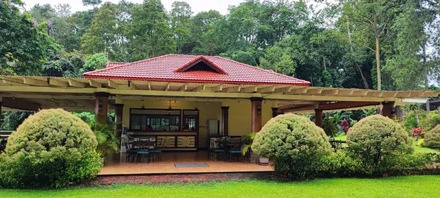 Loleng's Mountain Spring Resort