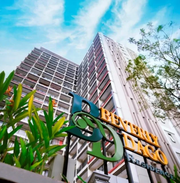 Beverly Dago Apartment