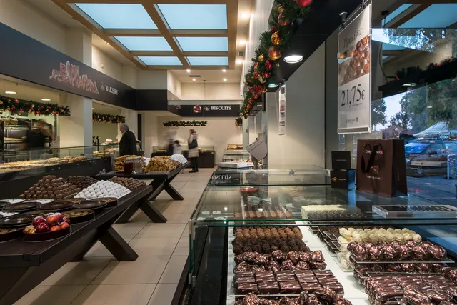 ΦΟΥΡΝΟΣ ΒΕΝΕΤΗ FOOD HALL | Βούλα