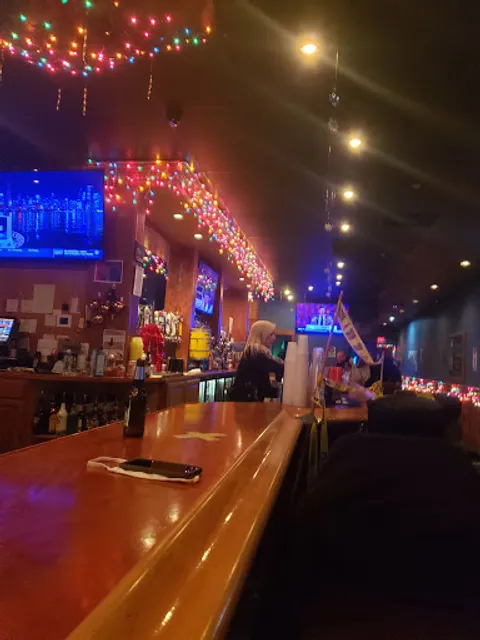 J R's Lounge & Casino