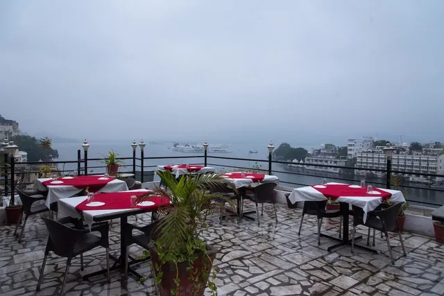 Hotel Pichola Haveli