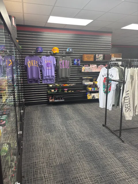 Apple City Smoke Shop