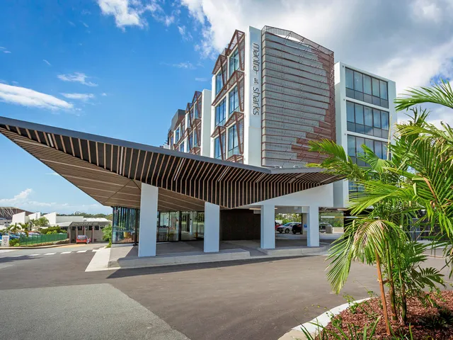 Mantra Southport Sharks