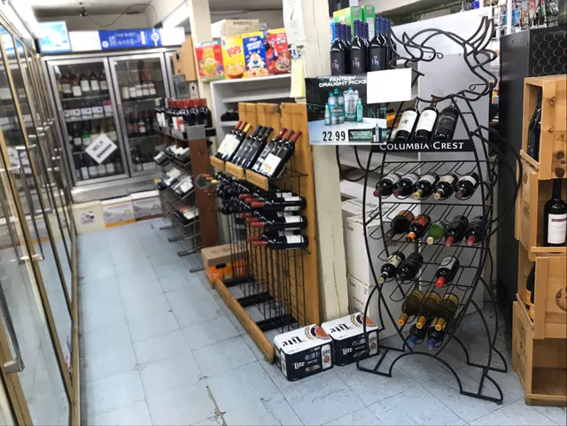 Family Market and Deli