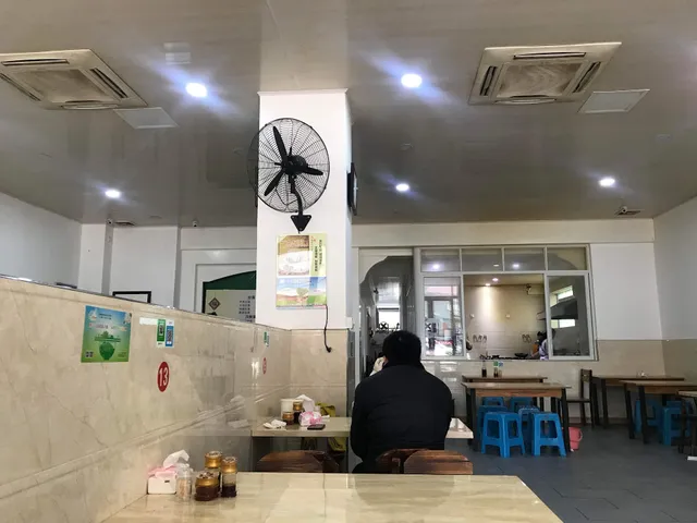 Xiaosongshu Stretched Noodle Restaurant