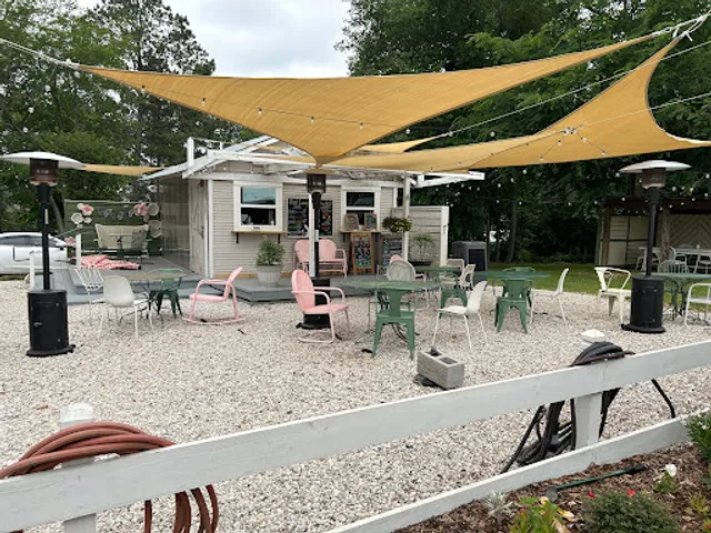 Louise & Oleta's Tea House and Cafe