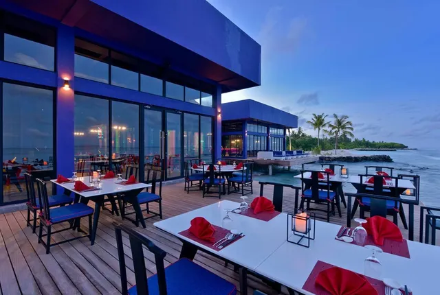 Sea Dragon Restaurant / Forbidden Bar