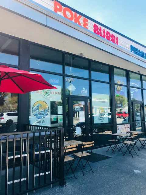 Lifting Noodles Ramen