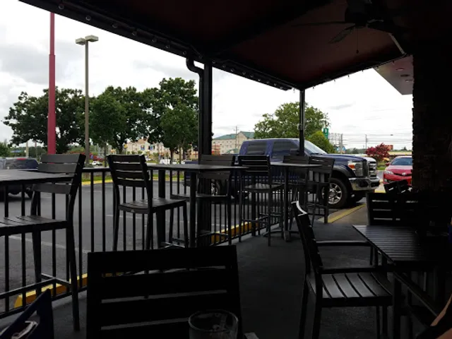 Applebee's Grill + Bar