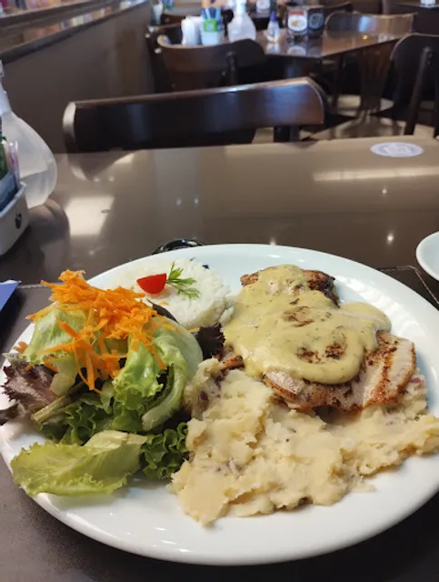 São Braz Coffee Shop • Midway Mall