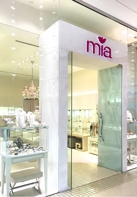 Mia Jewels